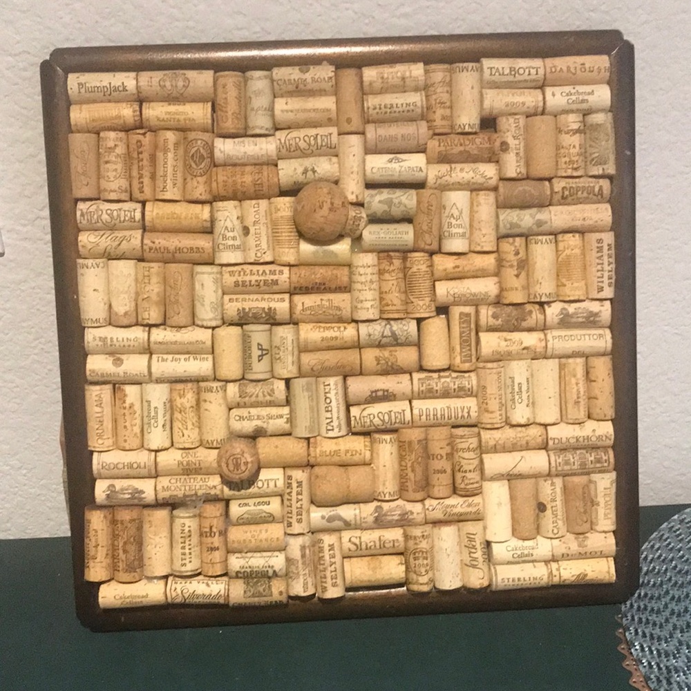 Handmade ๐พ Cork Board ๐ท Wine Cork Crafts - Picture 7 of 7